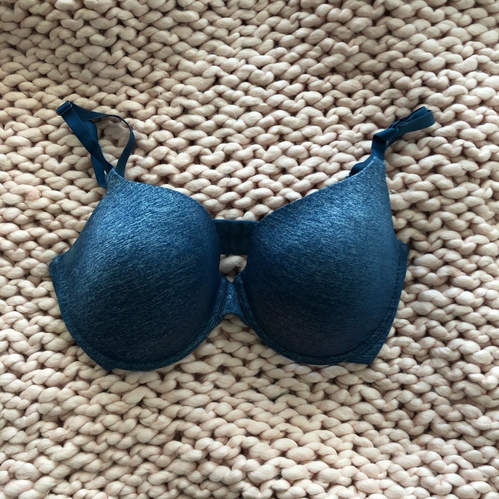 Victoria’s Secret Uplift Semi Demi Bra